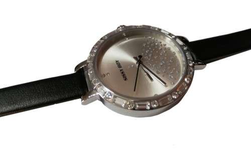 Women s Watches Sissy Boy Glamour Watch Free shipping was sold for 580.00 on 21 Apr at 23 46 by Fashion Police in Cape Town ID 410314848